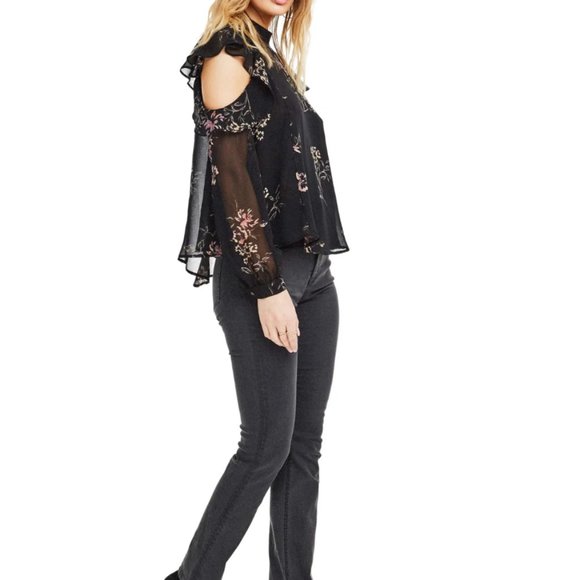 ASTR The Label Chantelle Top - Picture 4 of 7